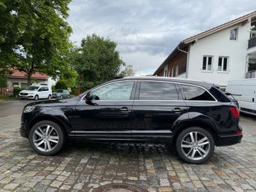 Audi Q7 - 2