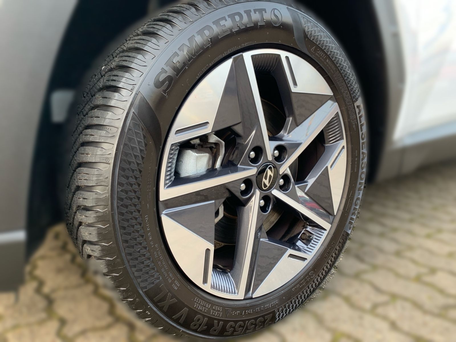 Fahrzeugabbildung Hyundai TUCSON 1.6 T-GDI 7-DCT Trend Mild-Hybrid 4WD Kre