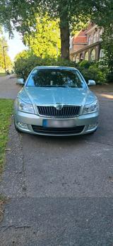 Skoda skoda octavia 1,2 Turbo sehr sparsam - Skoda Octavia mit Benzin-Antrieb: Limousine, 1.2