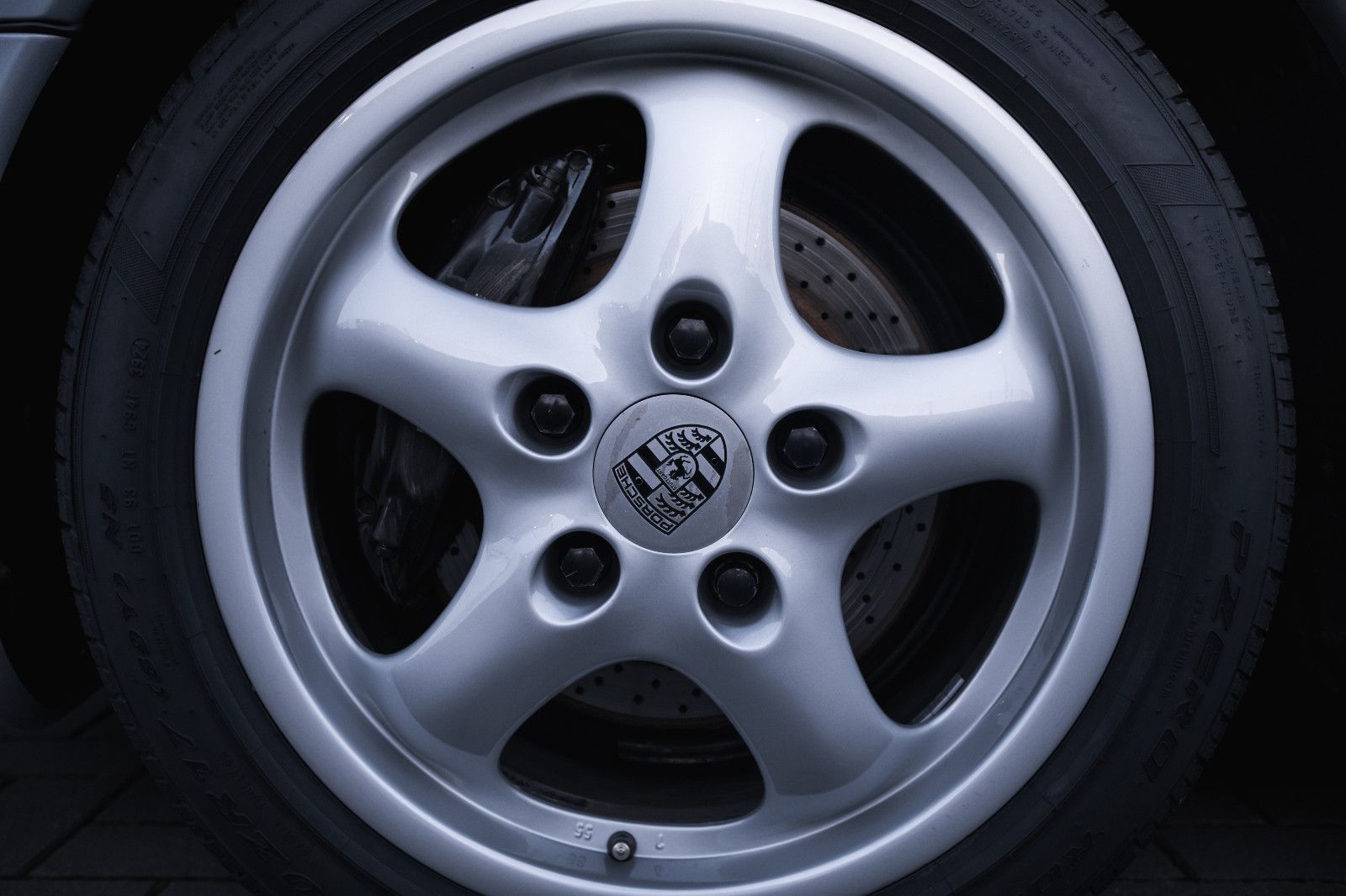 Fahrzeugabbildung Porsche 993/911 Carrera-dt. Auto-unfallfrei-Schalter