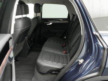 Volkswagen Touareg - 9