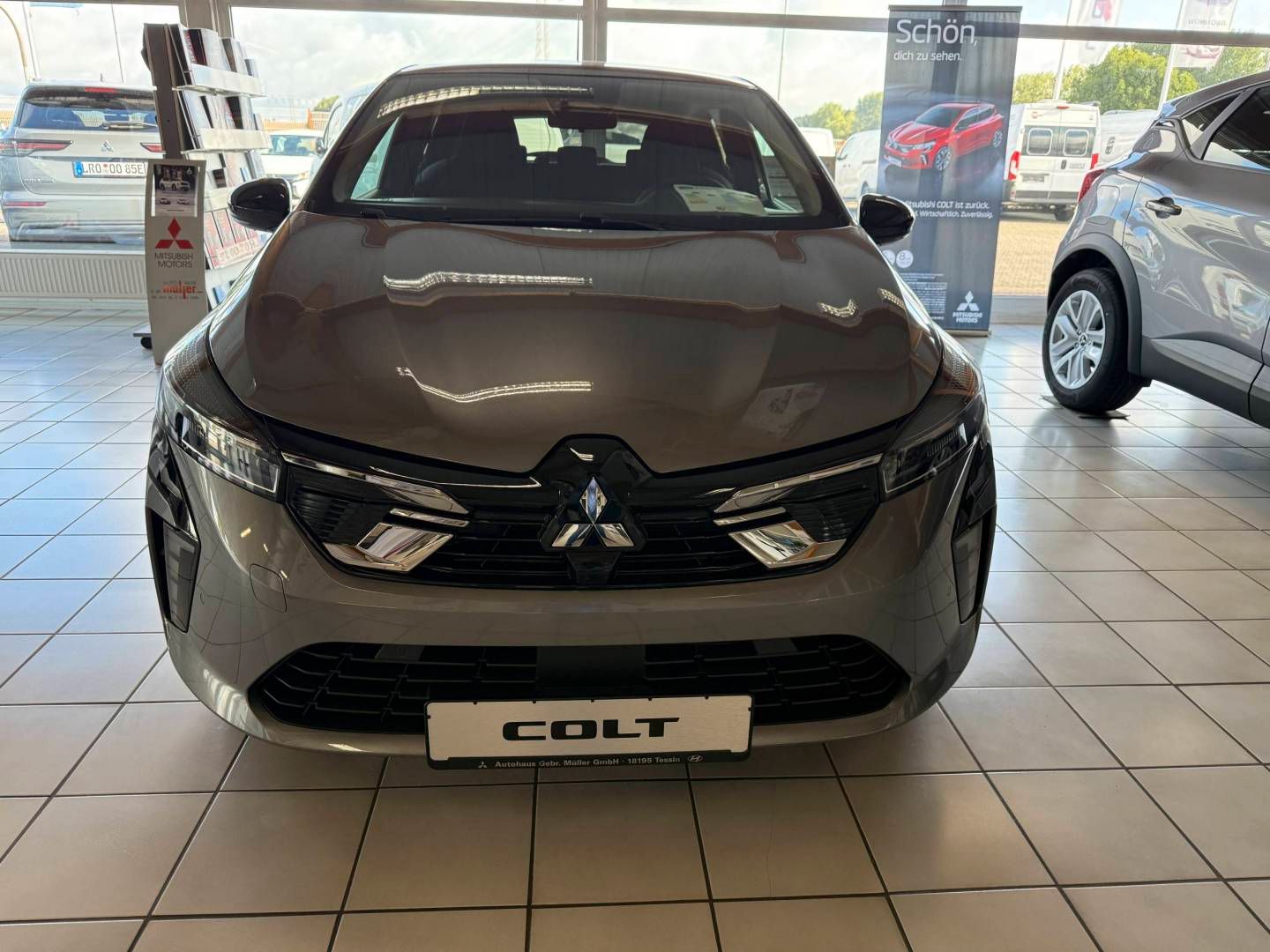 Fahrzeugabbildung Mitsubishi Colt (VBX/VBE)(08.2023->) DE