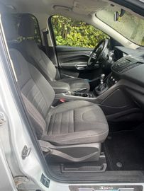 Ford Kuga - 3