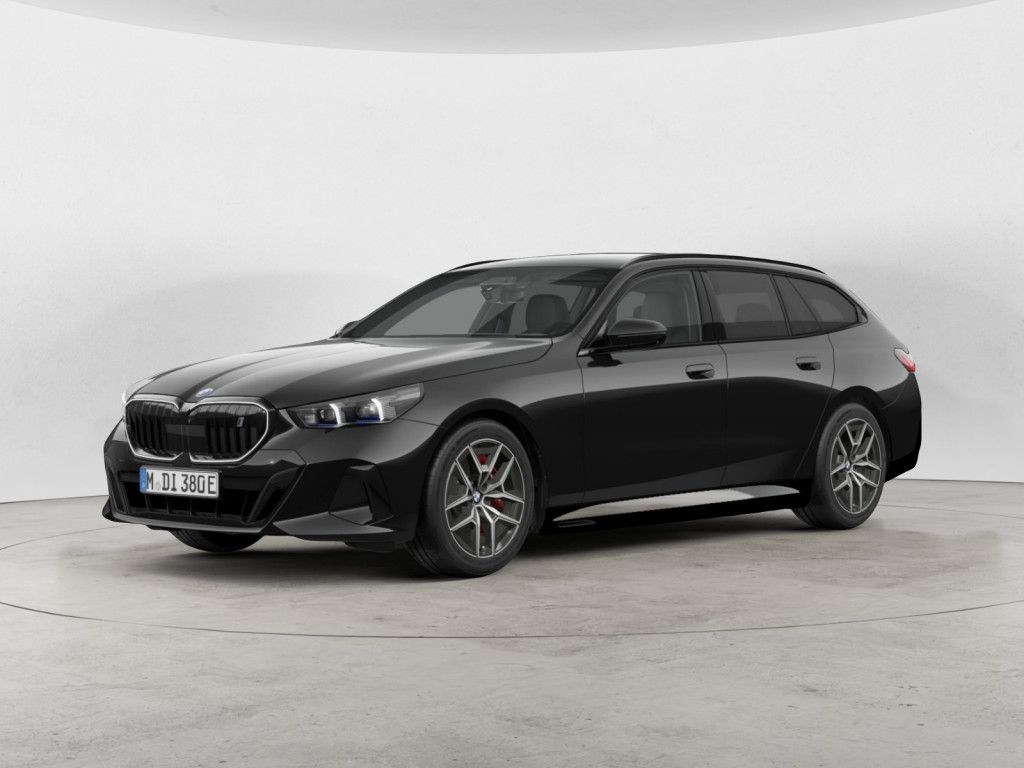 BMW i5 Touring 40 e M Sport 360° PANO LED HUD ACC imagem 2