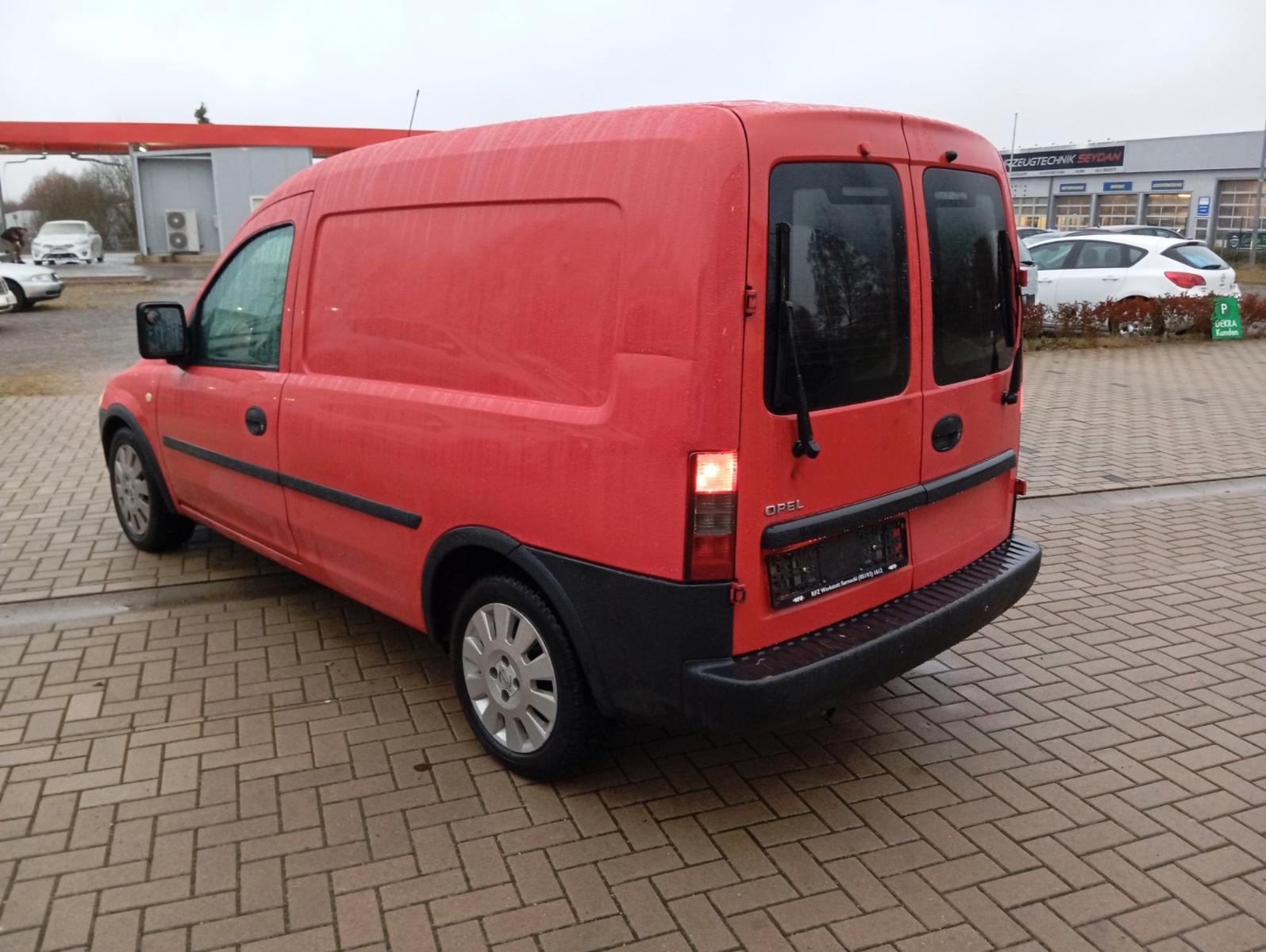 Opel Combo 1.3 CDTI ECOTEC Easytronic;Tüv bis 03.27
