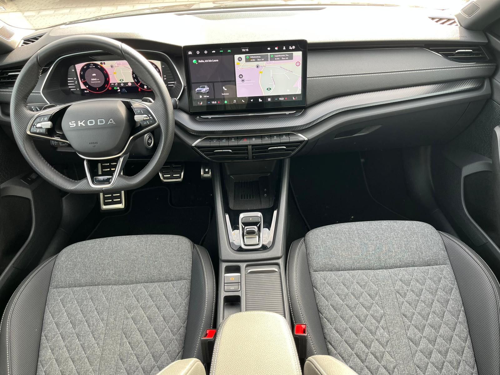 Imagen del vehículo: SKODA Octavia 2.0 TDI Sportline DSG MATRIX*INVIERNO*5 años