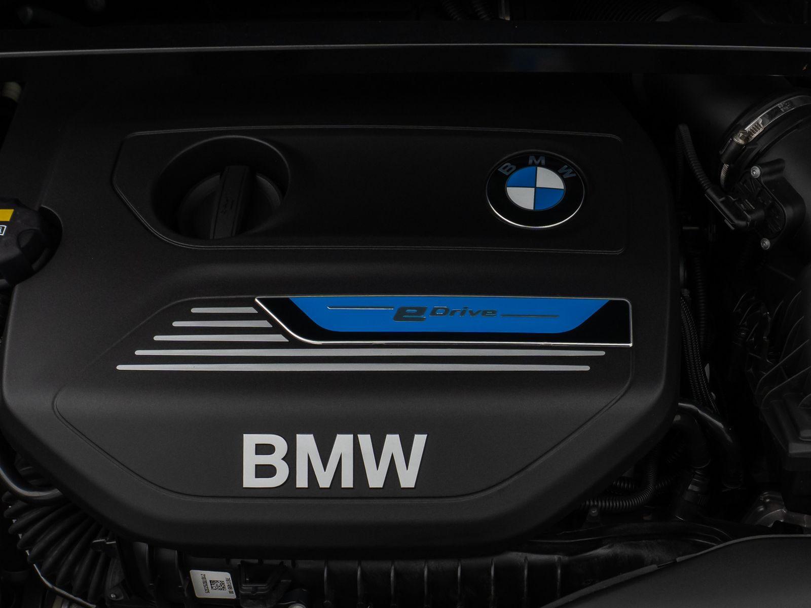 Fahrzeugabbildung BMW X1 xD25e M Sport Panorama Kamera HUD DAB HiFi