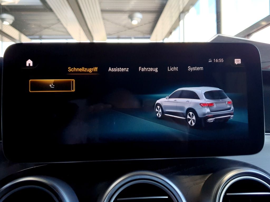 Fahrzeugabbildung Mercedes-Benz GLC 300 de 4MATIC AMG*Night*LED*Pano*PDC*360*AHK