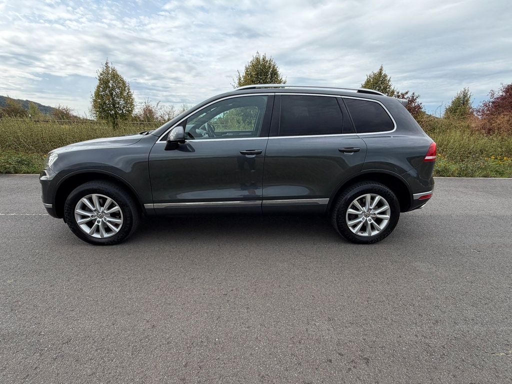 Image of Volkswagen Touareg