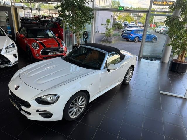 Fahrzeugabbildung Fiat 124 Spider Lusso KLIMA KEYLESS NAV RFK SHZ ALU