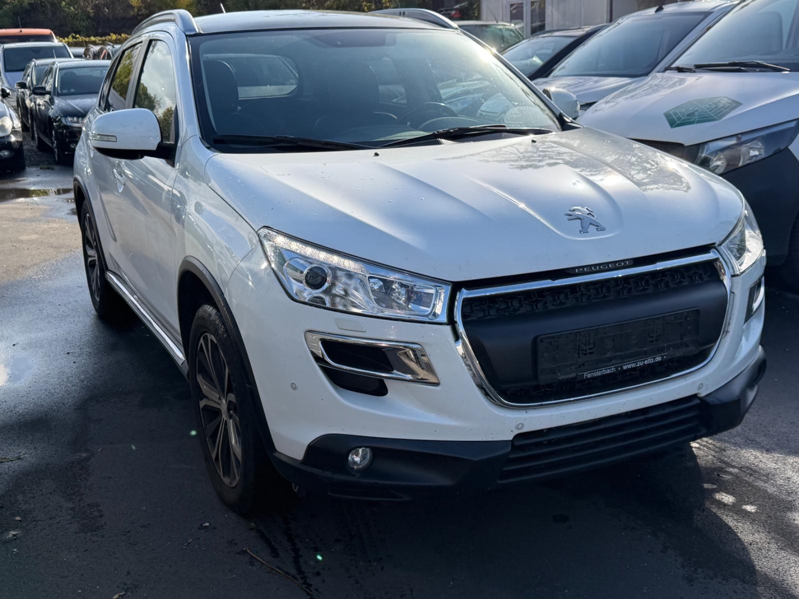 Peugeot 4008 2015 — салон