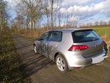 Volkswagen VW Golf 7 1.2 - Volkswagen Golf aus 2012: 7