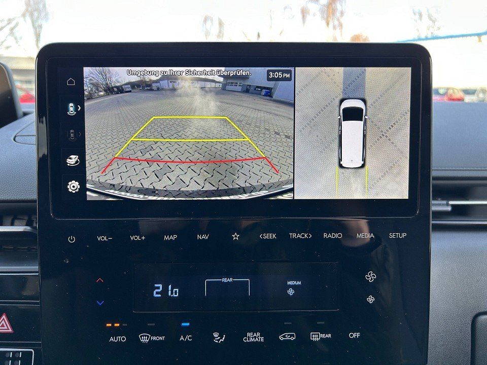 Fahrzeugabbildung Hyundai STARIA 9SITZER 2.2 CRDi 8AT 4WD PRIME PANO 1HD++