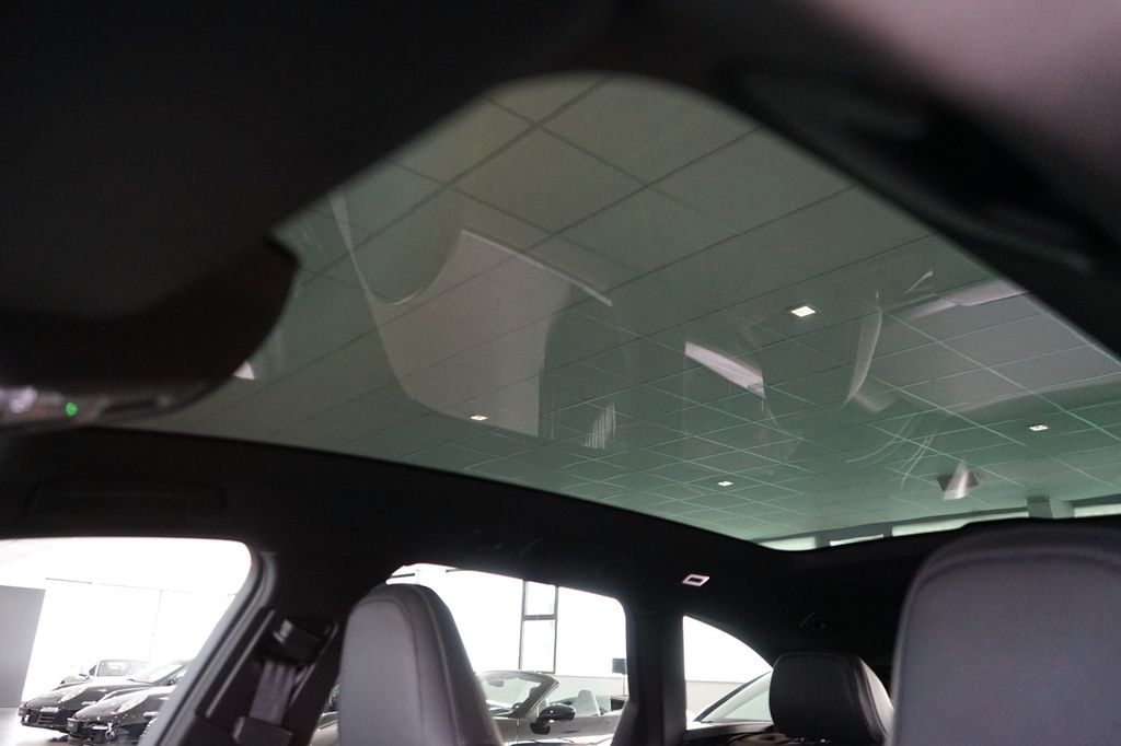 AUDI A5 Avant TDI quattro | S line | B&O| Pano AUDI A5 Avant TDI quattro | S line | B&O| Pano