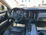Volvo V90 Cross Country AWD  Xenium Pro - Volvo: Xe90