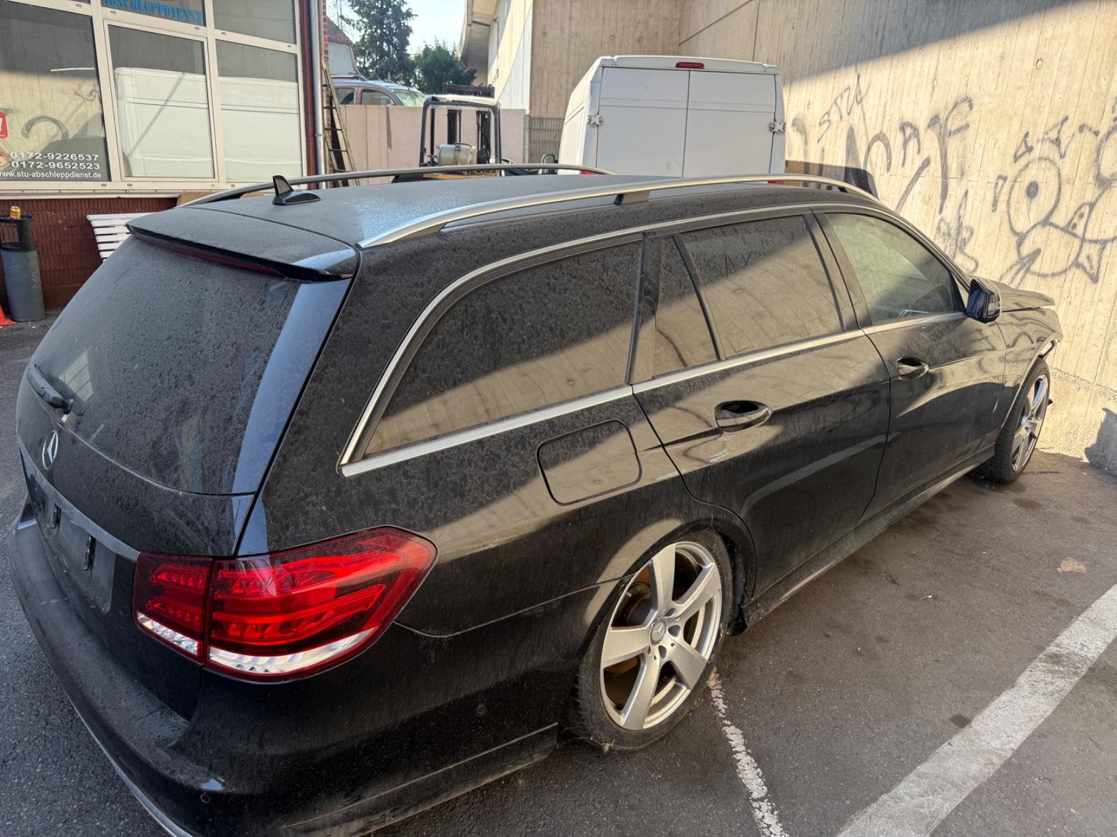 Mercedes-Benz E400 2015 — engine 2.996 cm³, 333 HP (245kW)