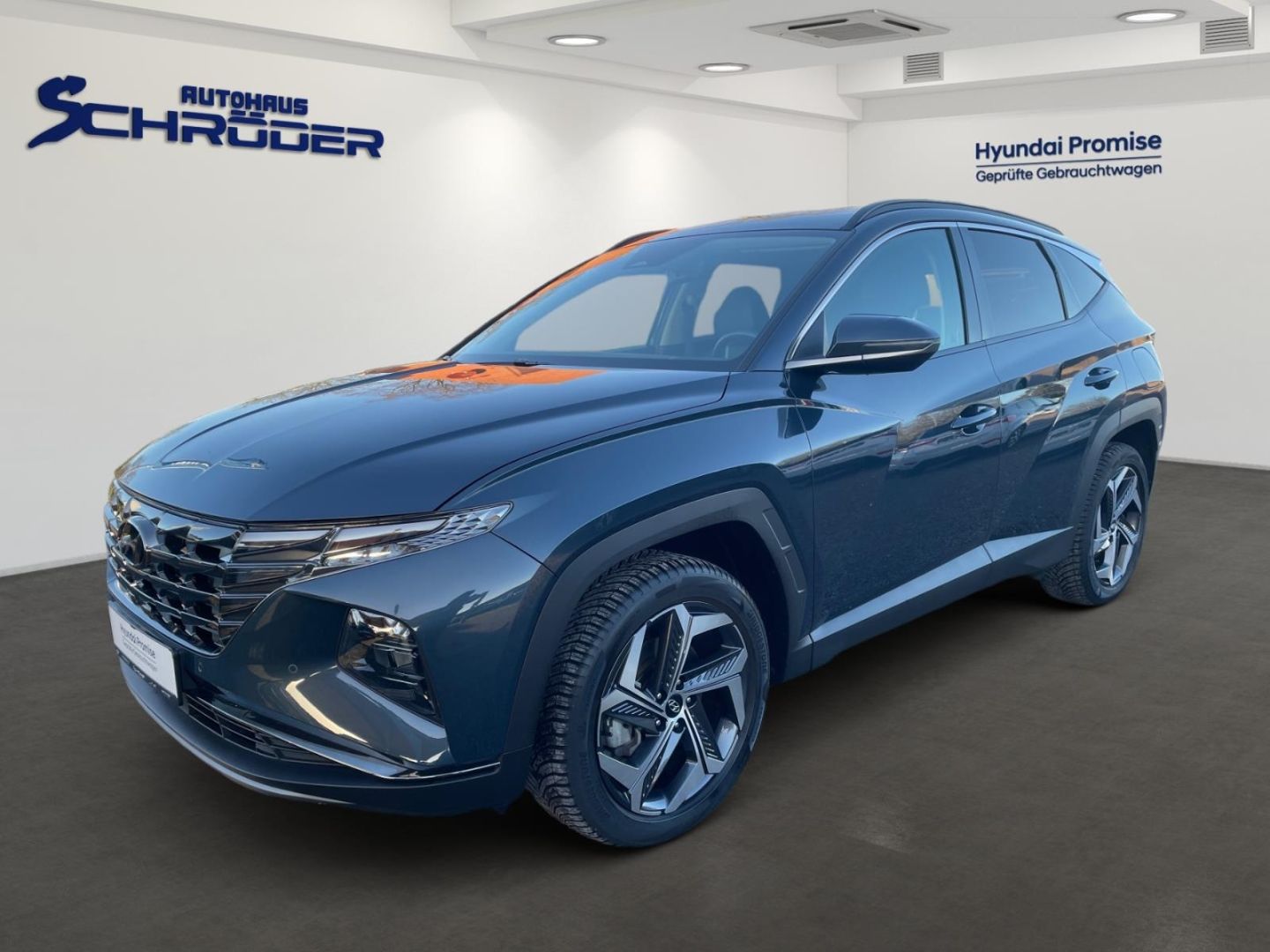 Fahrzeugabbildung Hyundai Tucson 1.6T Prime Plug-In Hybrid 4WD Navi Leder