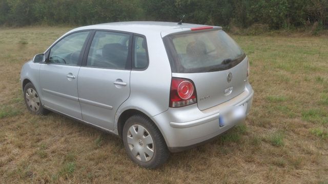 Volkswagen VW Polo 9N 1,4 Benzin zum herrichten / aus...