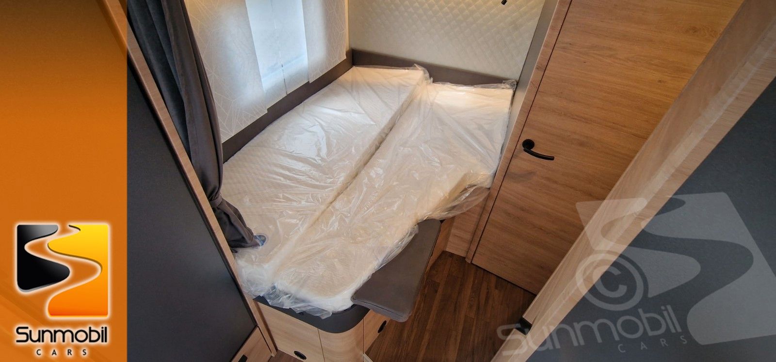Fahrzeugabbildung Knaus Live Wave 650 MF Platinum Selection 180 PS Auto
