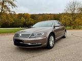 Volkswagen phaeton - Volkswagen Phaeton mit Benzin-Antrieb: Automatik