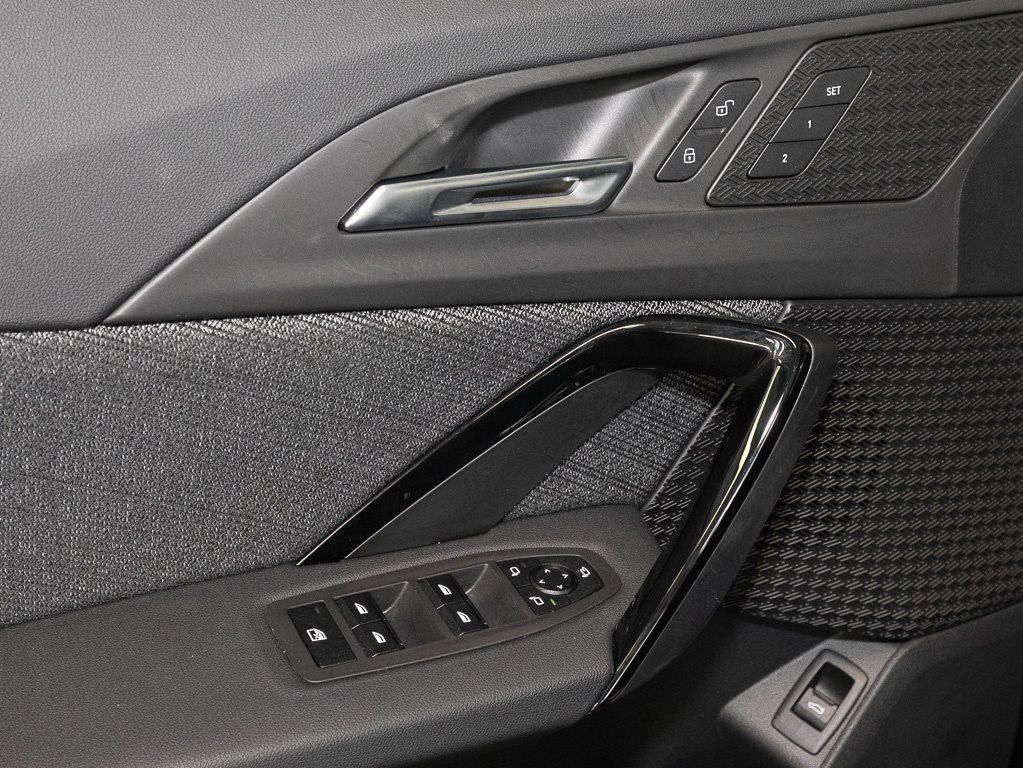 BMW iX1 - Bild 6