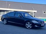 Mercedes-Benz S 500 4Matic V8 LANG SOFTCLOSE NACHSICHT PANO - gebrauchte Mercedes-Benz S 500 aus dem Jahr 2008