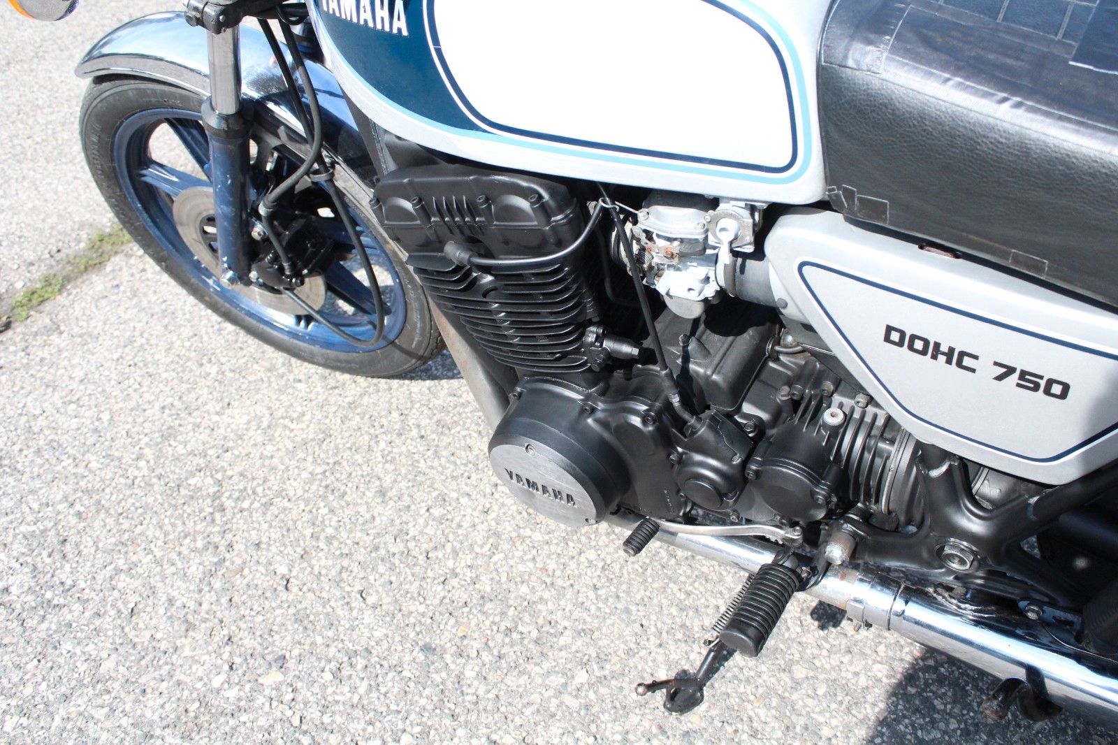 XS 750 DOHC