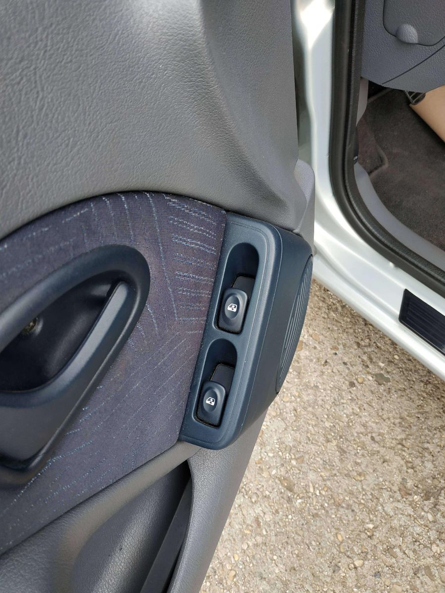 Clio Clio 1.2/ TÜV NEU/ Klima/ 5-Türer/ wenig KM – Bild 14