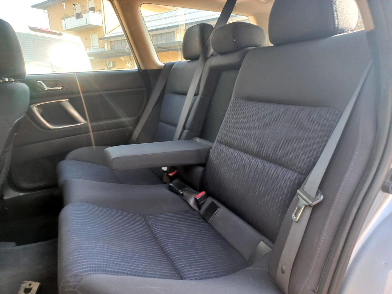 Subaru Legacy 2009 — photo 10