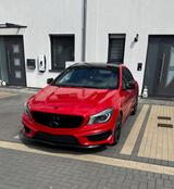 Mercedes-Benz Mercedes CLA 45 AMG Optik AMG Sound Top Zustand  - gebrauchte Mercedes-Benz CLA 180 aus dem Jahr 2013