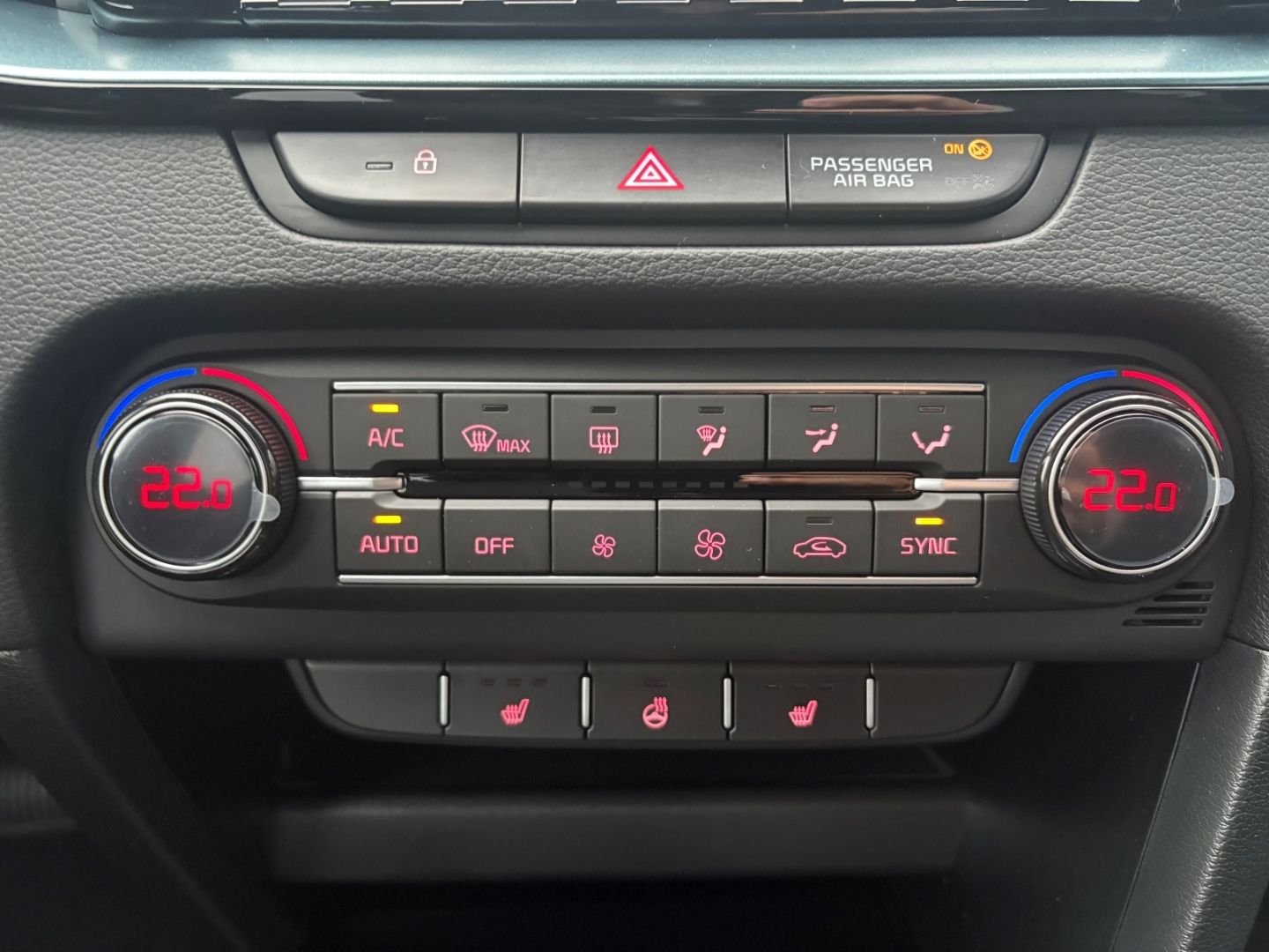 Fahrzeugabbildung Kia XCeed Nightline Edition Navi Leder LED ACC Apple