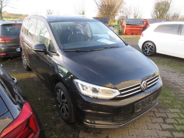 Volkswagen Touran Active 2.0 TDI DSG NAVI AHK PANO LED KAME