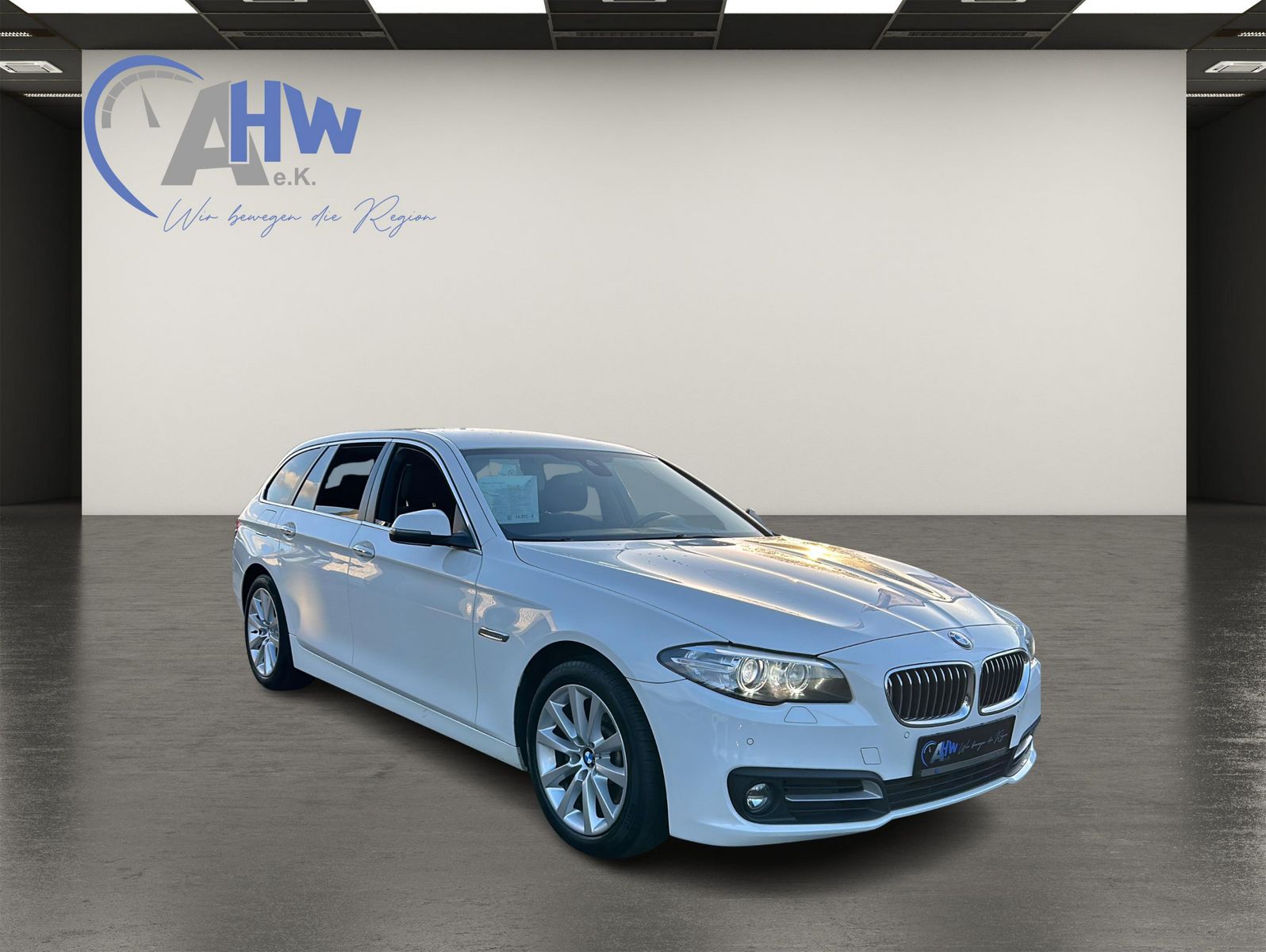 Fahrzeugabbildung BMW 525d TouringxDrive