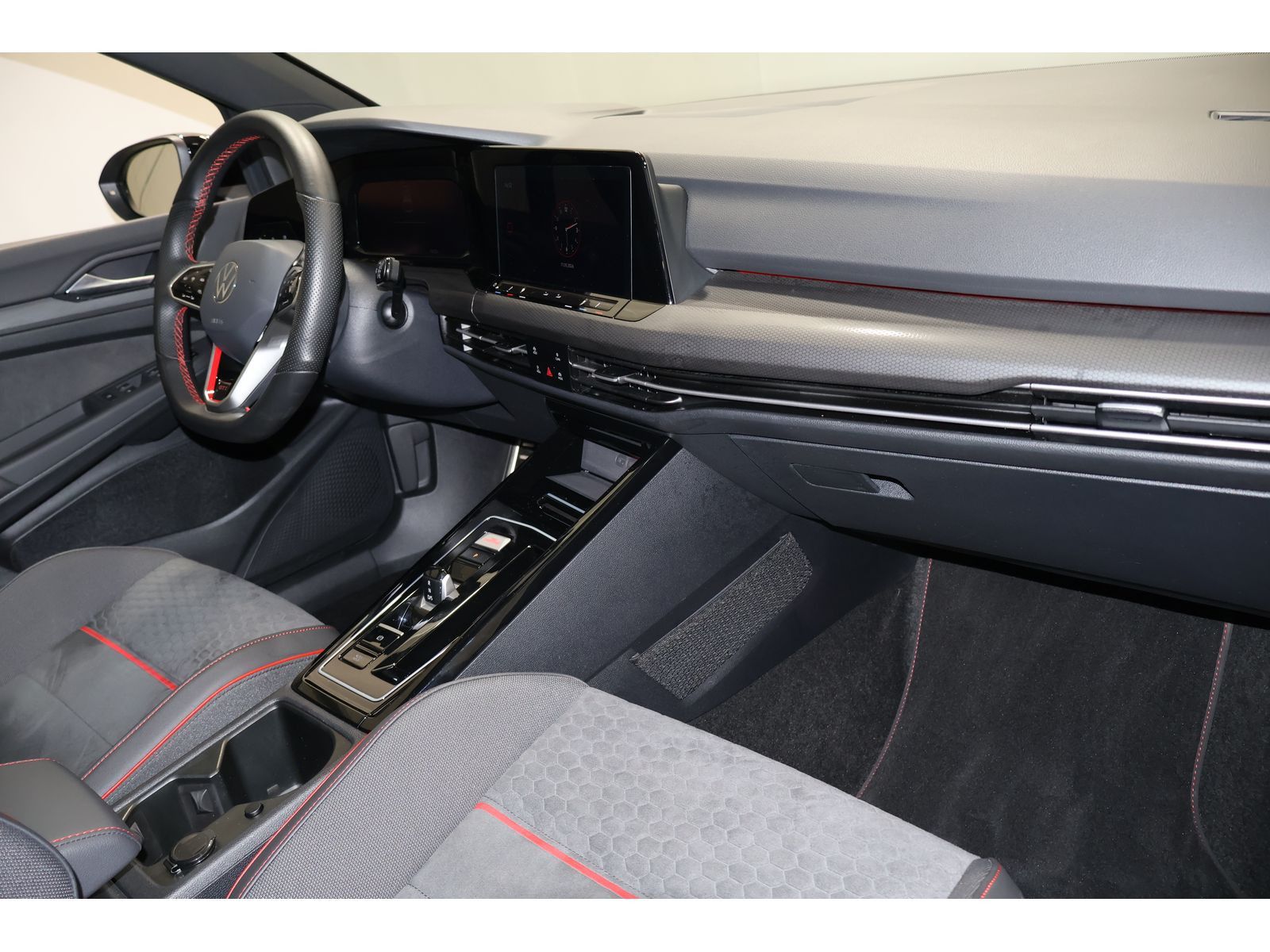 Volkswagen Golf VIII 2.0 GTI Clubsport Akrapovic*CAM*SHZ GT foto 17