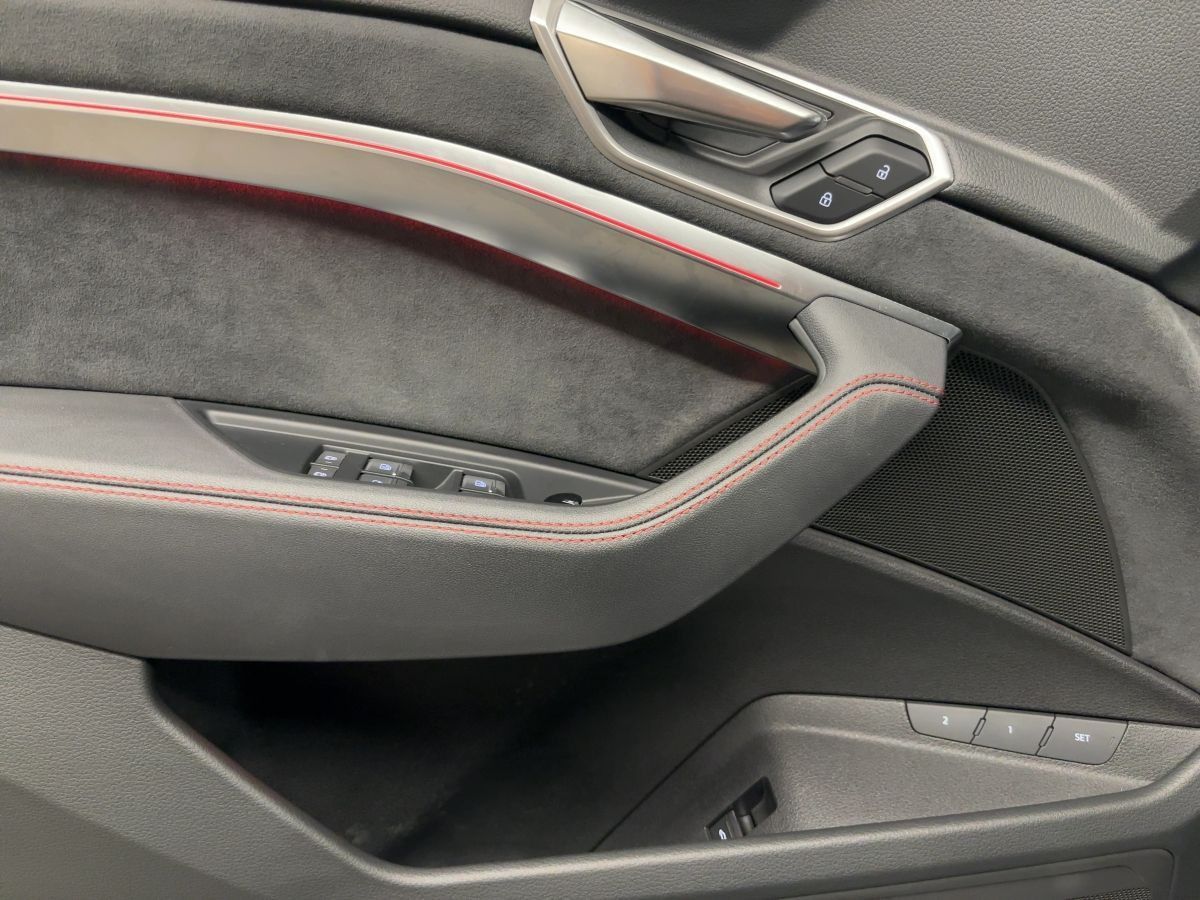 Audi Q8 e-tron - Bild 18