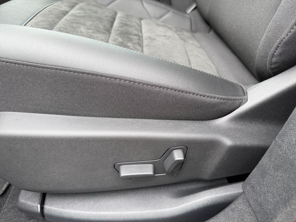 Fahrzeugabbildung Citroën C5 Aircross BlueHDI 130 S&S EAT8 MAX