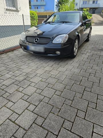 Mercedes-Benz gepflegter Mercedes SLK