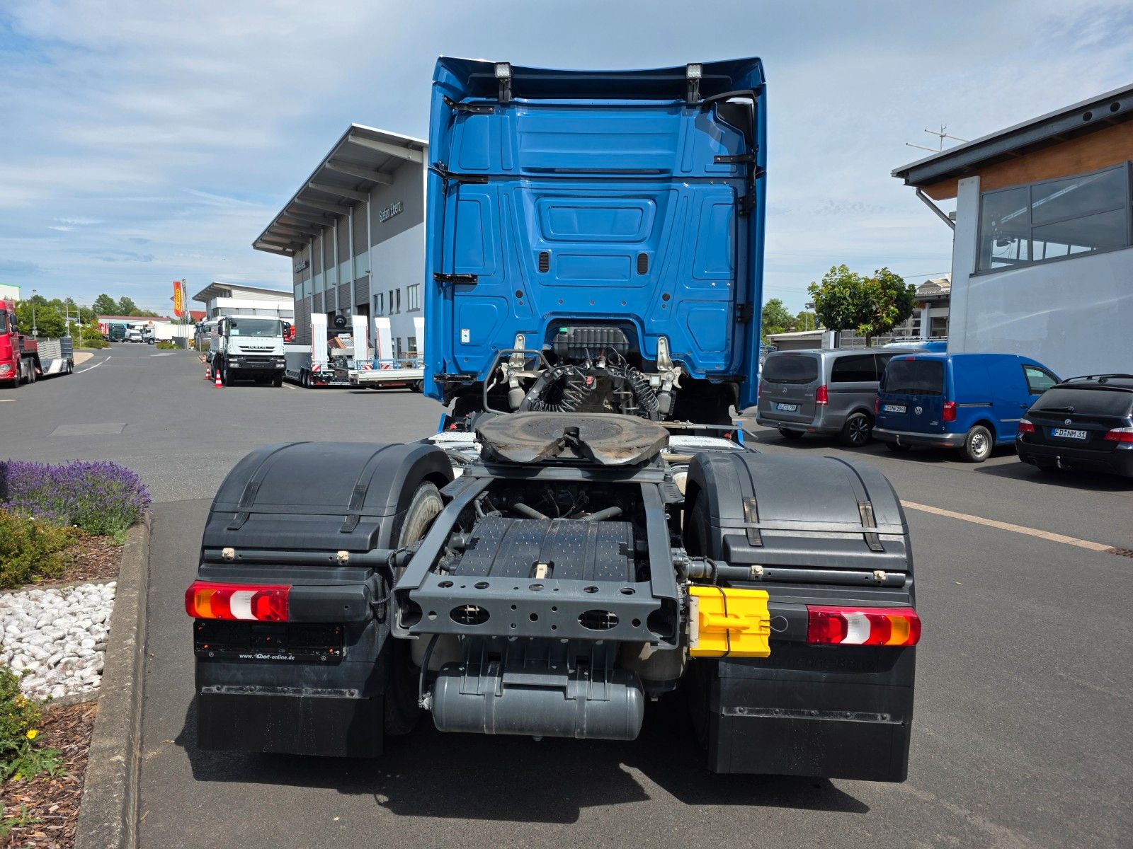 Fahrzeugabbildung Mercedes-Benz Actros 1853 LS Hydraulik Öl-Retarder Standklima