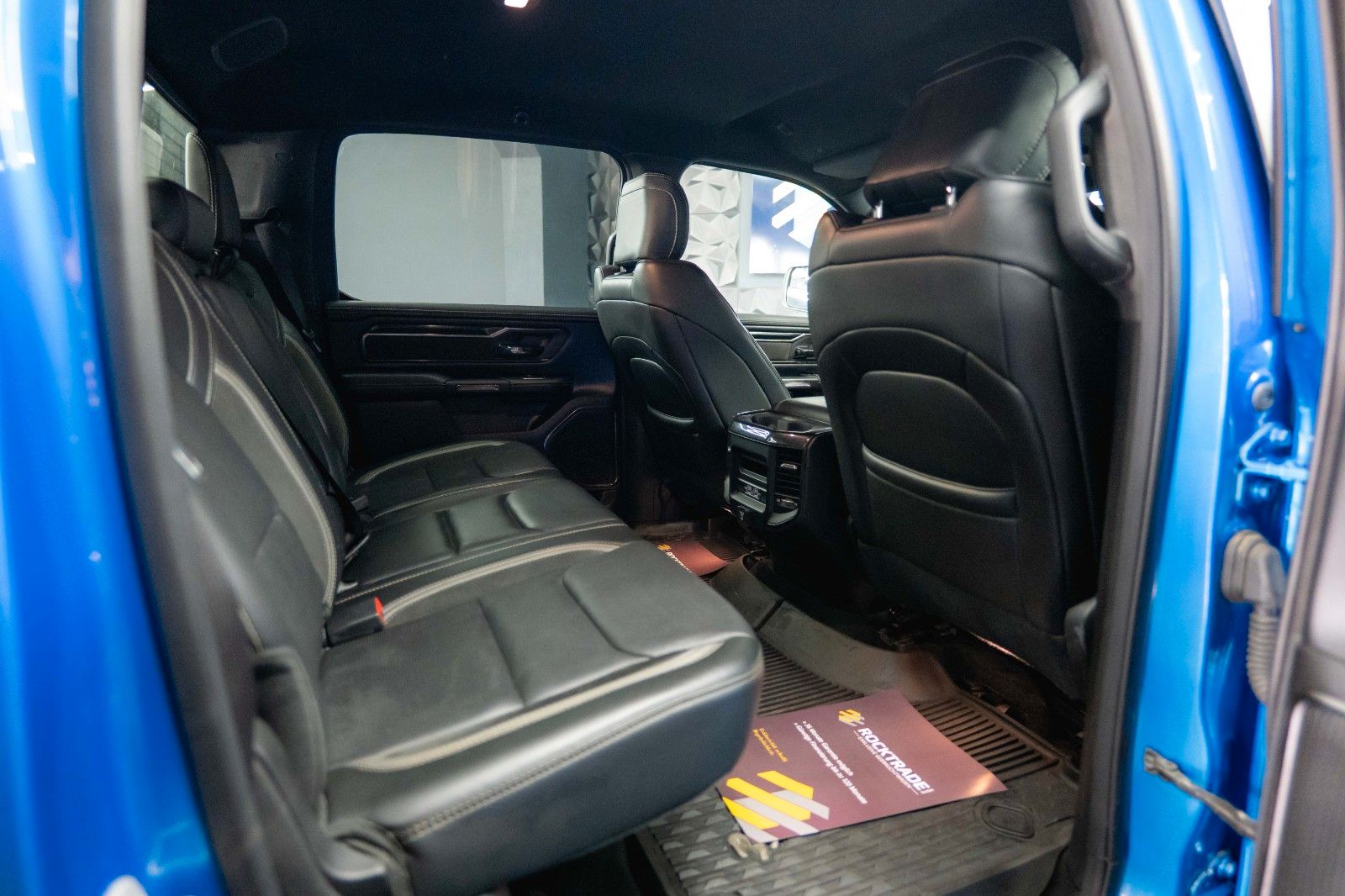 Fahrzeugabbildung Dodge RAM 5.7 V8 HEMI 4x4 NIGHT GT SPORT Night-Paket