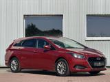 Hyundai i40 blue Trend*Automatik*Sitzheizung*Tempomat* - Hyundai i40: Kombi