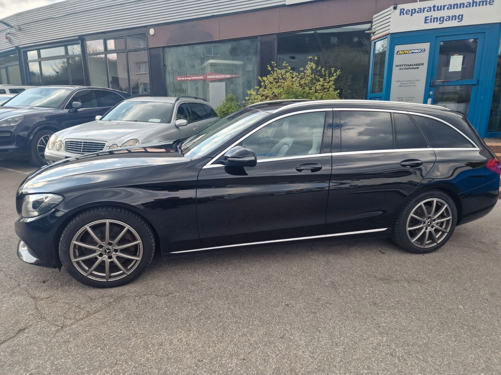 MERCEDES-BENZ C 300