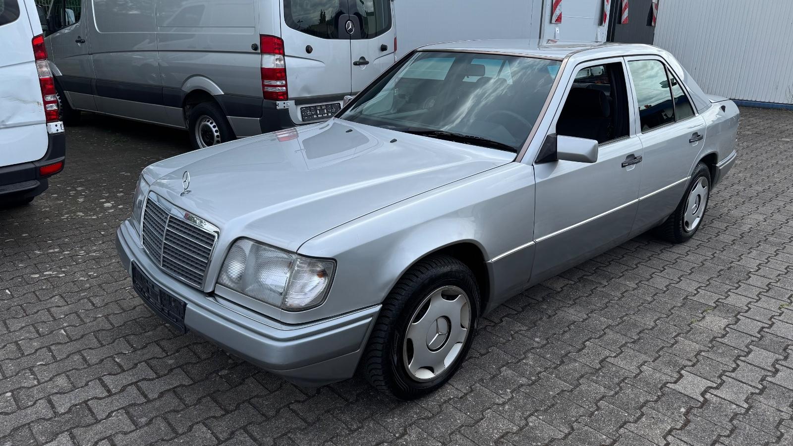 Mercedes-Benz E 250 D Schiebedach, 190.000KM