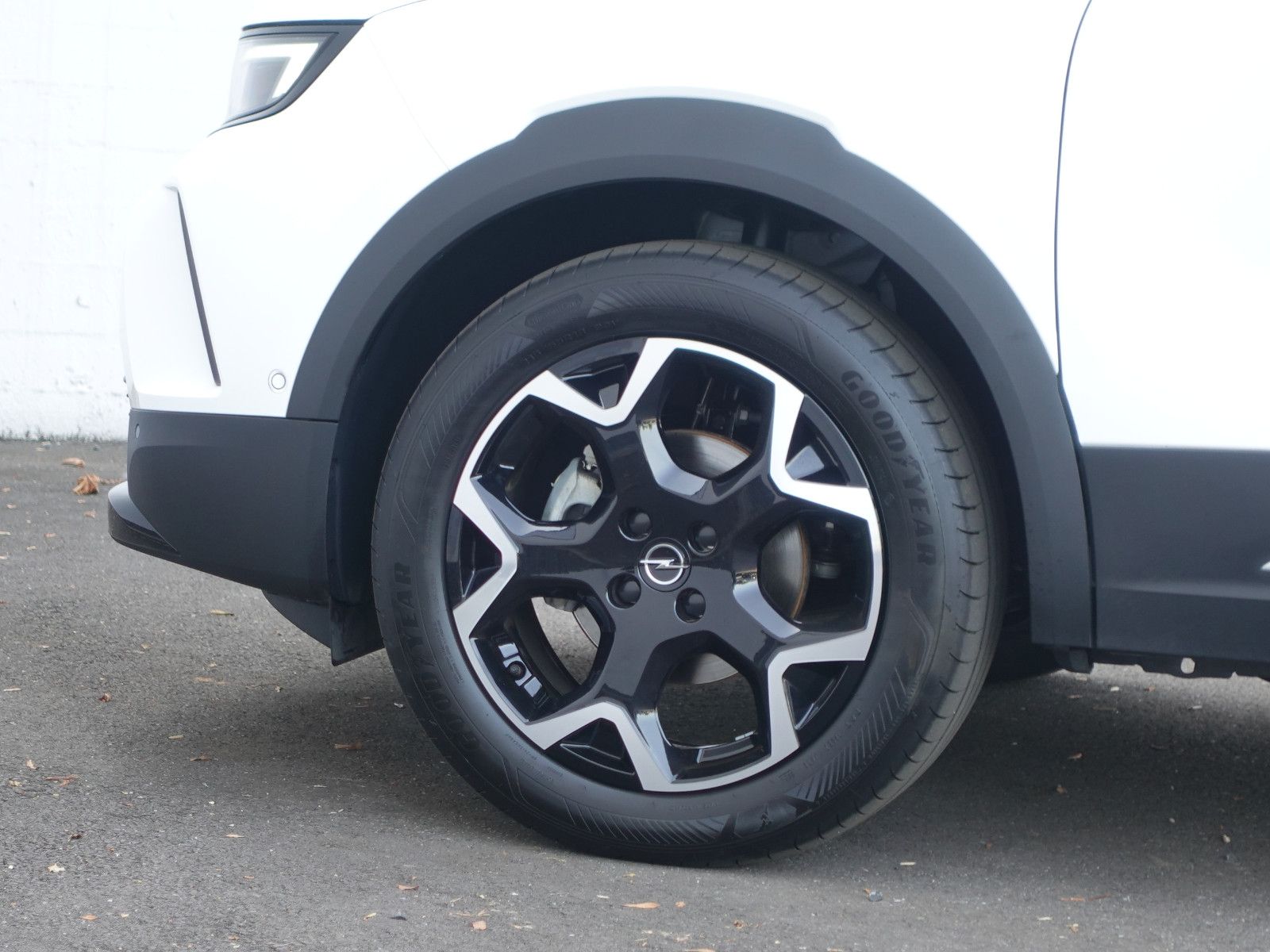 Fahrzeugabbildung Opel Mokka 1.2Turbo Ultimate Navi,Sitzh.,PDC,Kamera