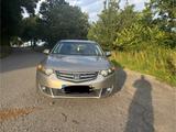 Honda Accord 2.2 i-DTEC  - Honda Accord: Dtec