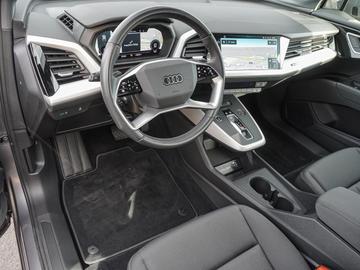 صورة 8 لـ 2024 AUDI Q4 E-TRON