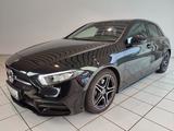 Mercedes-Benz A 220 d 8G-DCT AMG Line *Navi*LED*Park*RüKam*AHK - Mercedes-Benz A-Klasse: Schwarz