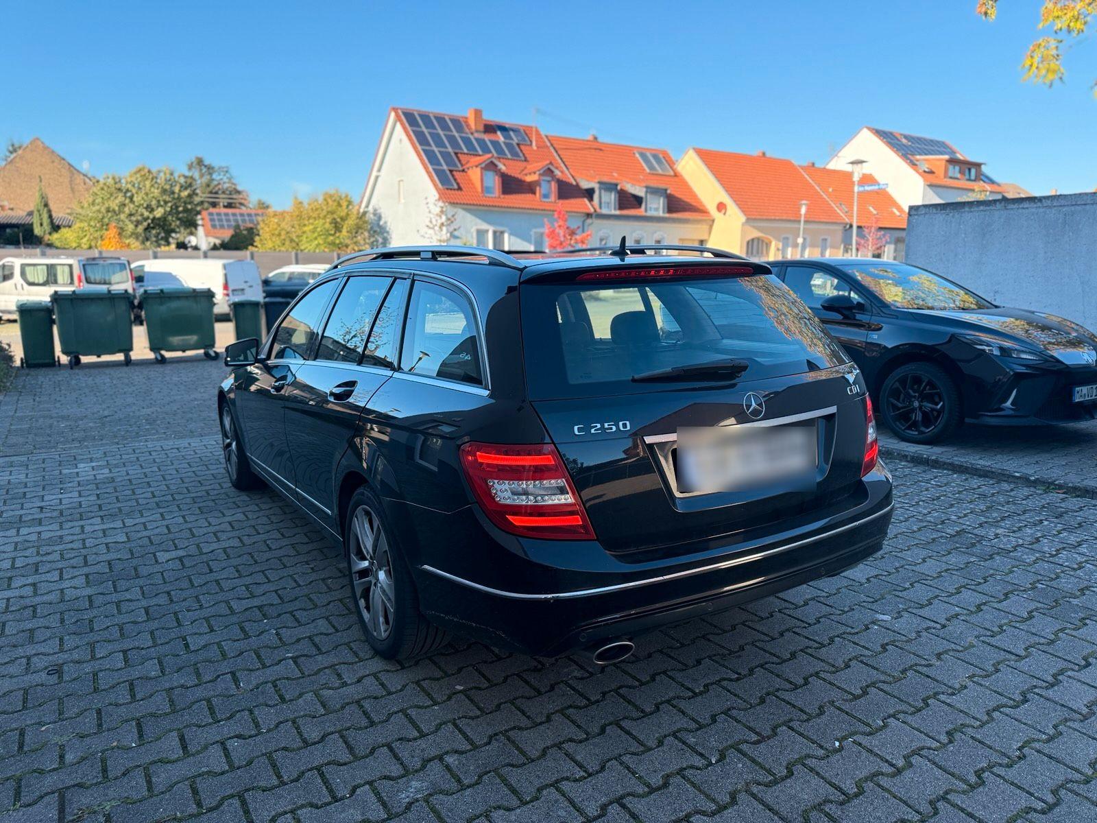 Mercedes-Benz C250 2014 — двигун 204 HP (150kW)