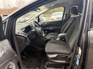Ford Grand C-Max - 12