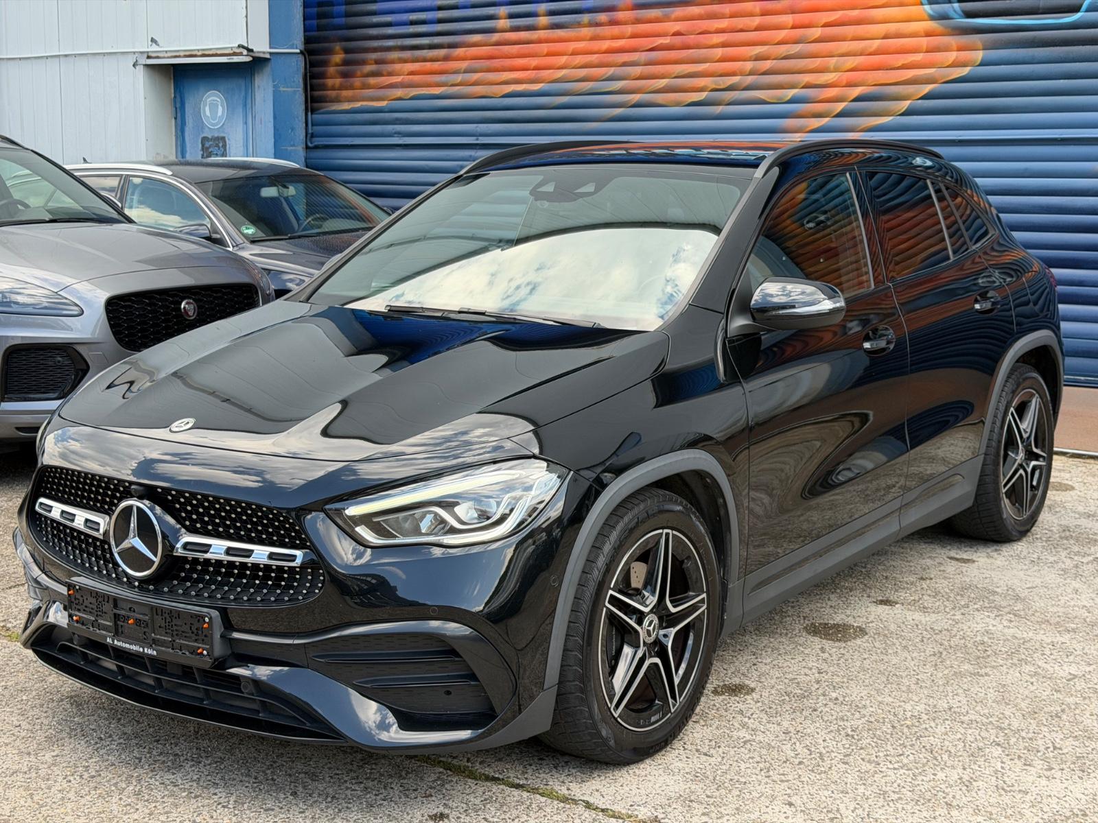 Mercedes-Benz GLA 180d AMG /Widescreen/Ambiente/Night/1 Hand