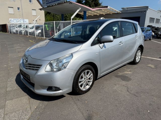 Toyota Verso Edition *7Sitzer,Pano,Navi*